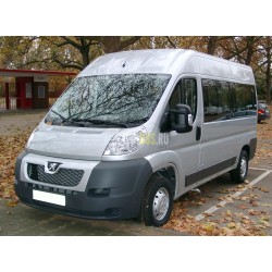 Микроавтобус Peugeot Boxer